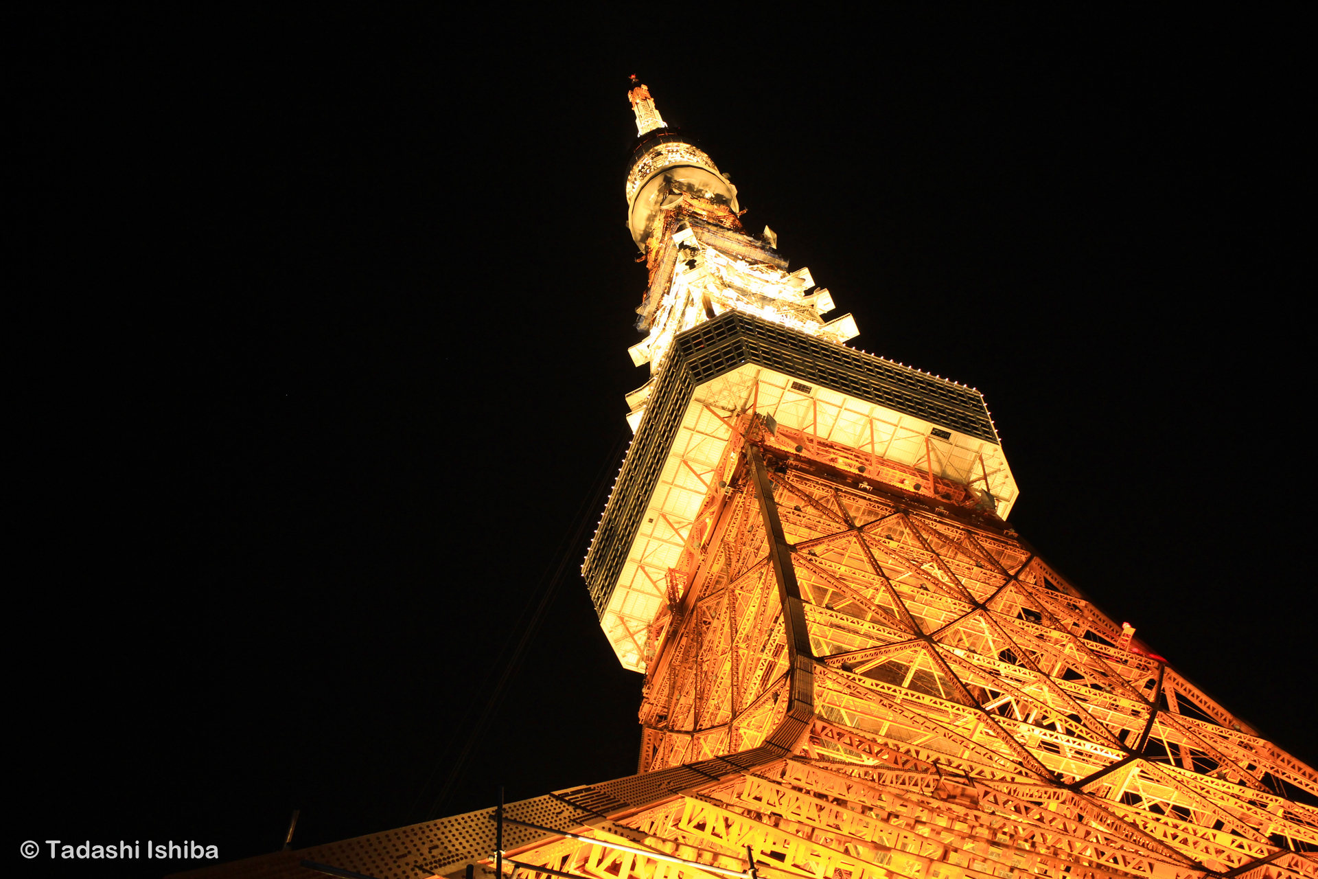 光る東京タワー