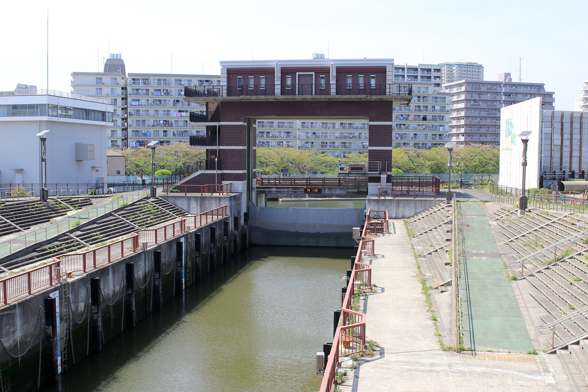 荒川ロックゲート