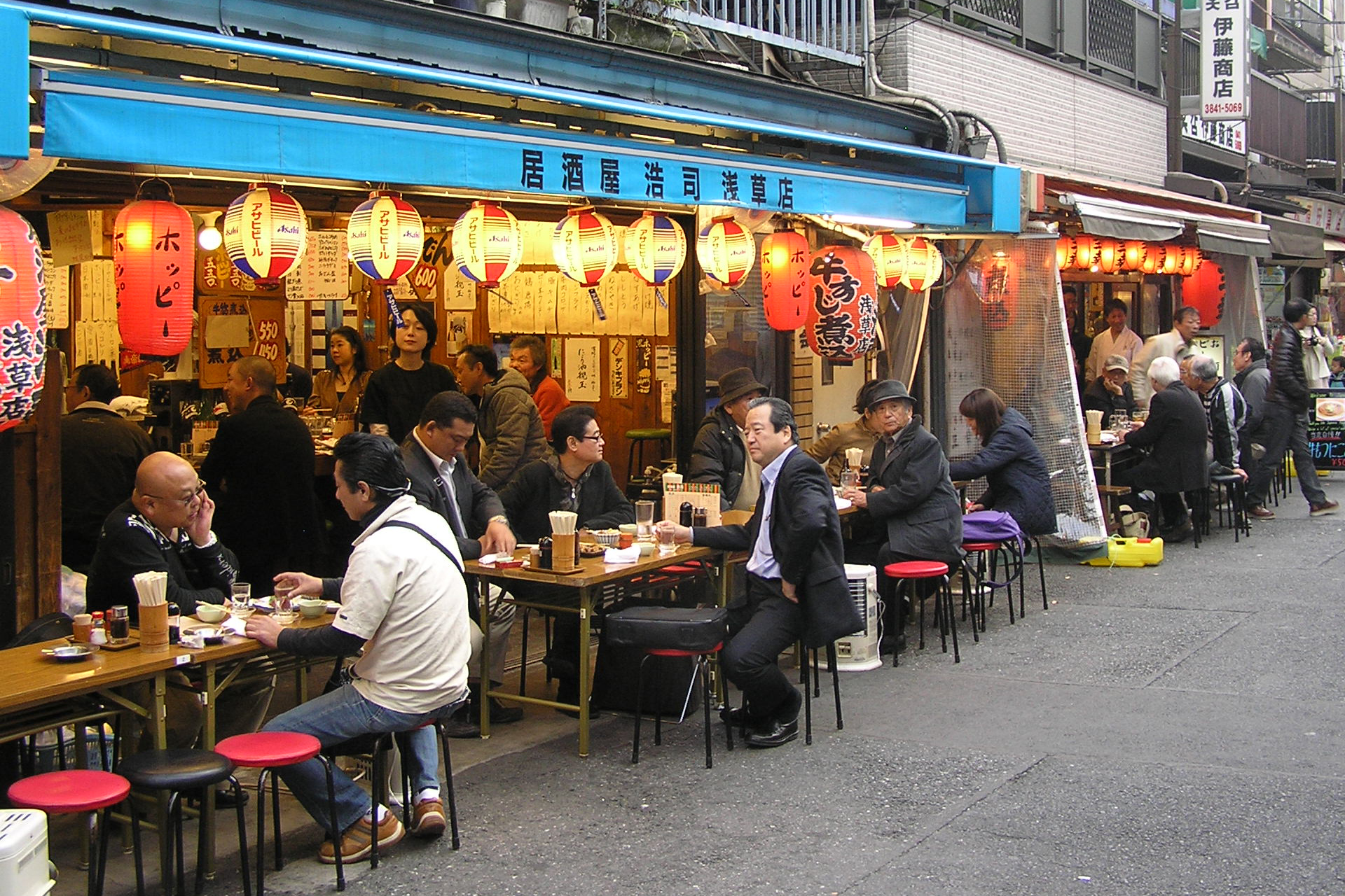 浅草寺裏の飲み屋街