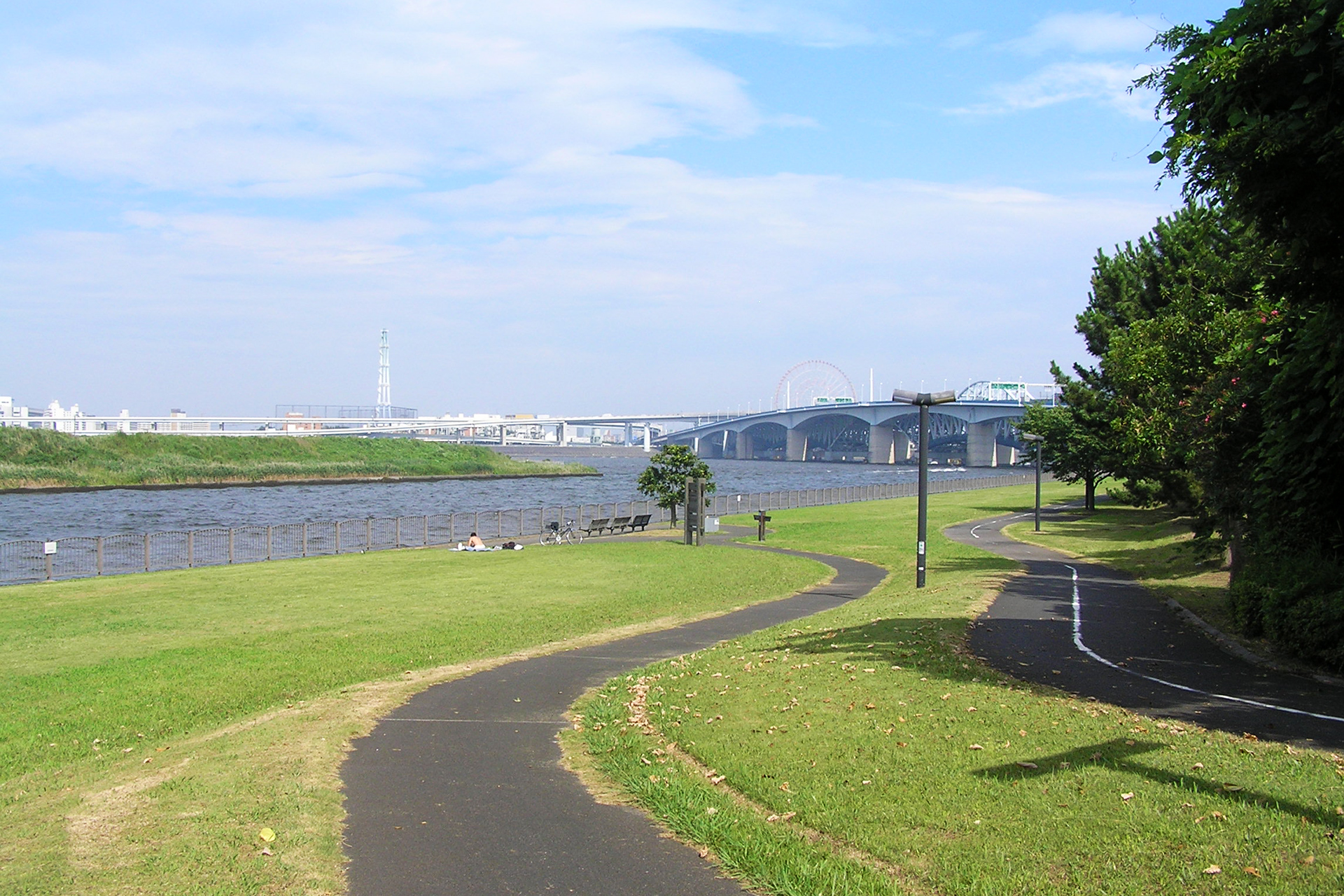 夢の島公園から荒川河口橋へ